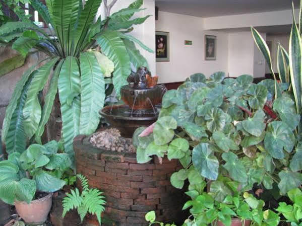 Riverside House Hotel Chiang Mai Ngoại thất bức ảnh